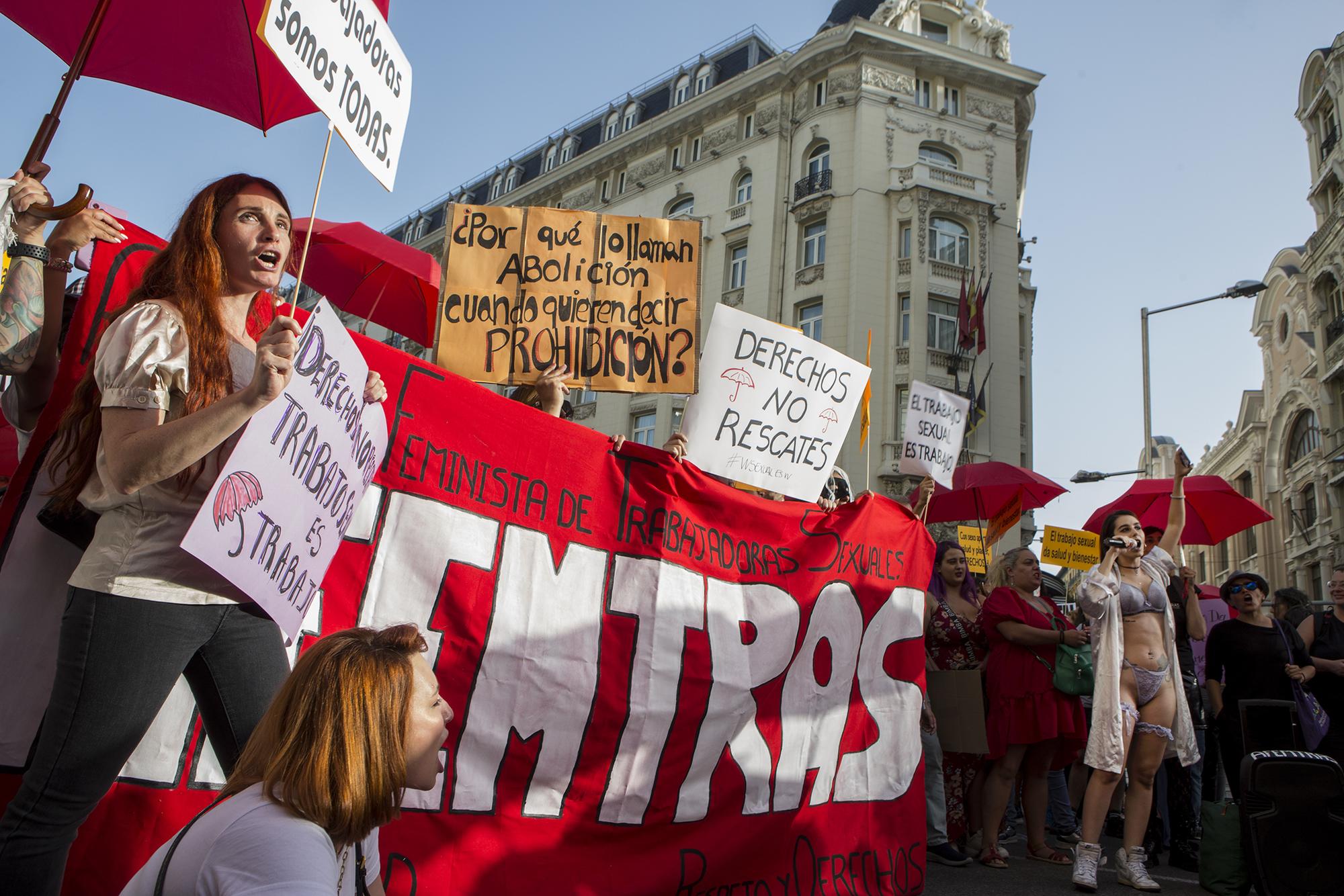 Concentración en contra de la Ley Abolicionista-Prohibicionista en Madrid. 4 de octubre de 2022 - 5
